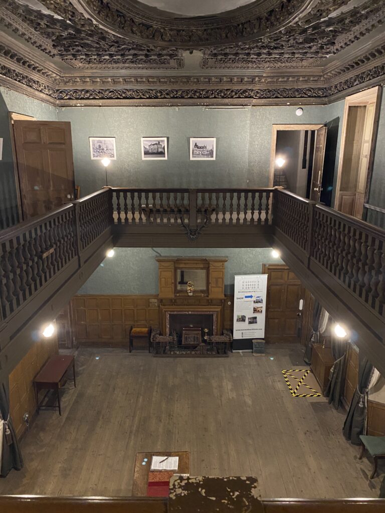 Bannockburn House ghost hunt main hall